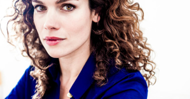 Anna Drijver