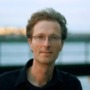 Portretfoto van auteur Mark Mieras