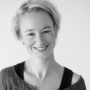Portretfoto van auteur Marieke de Wit