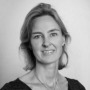 Portretfoto van auteur Wiesje van der Flier