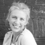 Portretfoto van auteur Nienke Wijnants