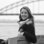 Portretfoto van auteur Jetske van der Schaar
