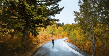 trail-M-pnbmBmU90-unsplash