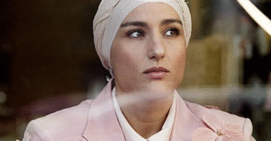 Nora Akachar