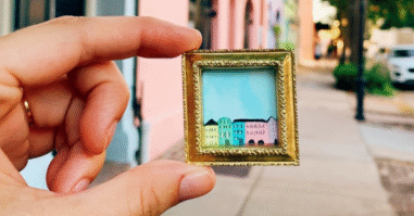 Tiny art