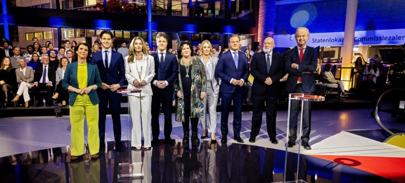 lijsttrekkers tijdens het debat voor de verkiezingen