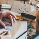 creatieve hobby, handen die craften
