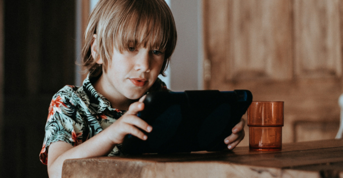 Pubers: ‘Bemoei je er niet mee’ - Psychologie Magazine